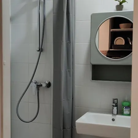Appartement Cozy With Free Parking!