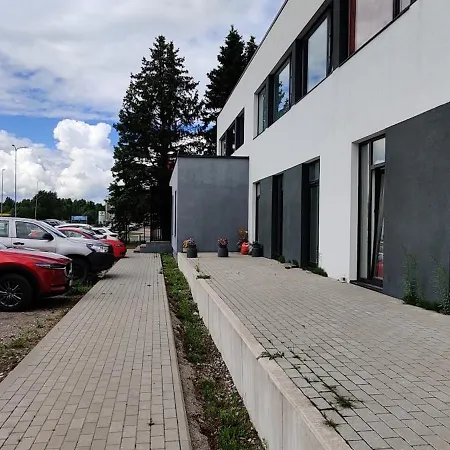 Cozy With Free Parking! Appartement Pärnu